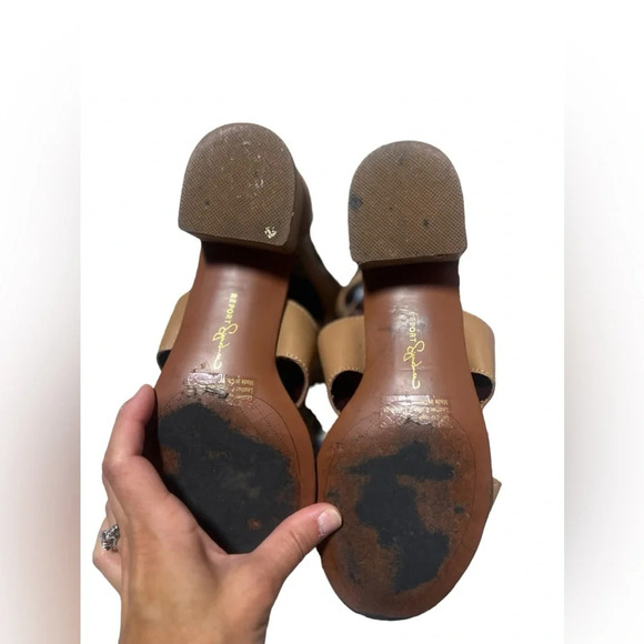 Report strappy bootie open toe sandal heel size 7 good condition nude - Picture 3 of 6